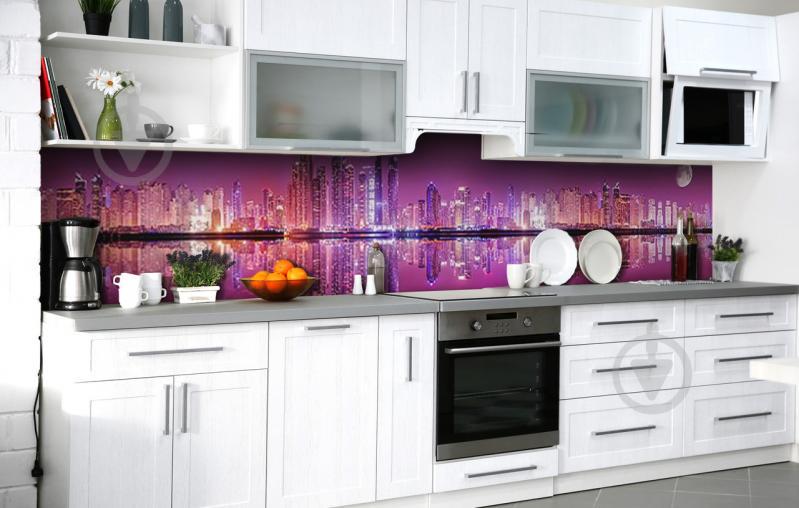 Скинали на кухню Zatarga «Город в мадженте» 600х2500 мм виниловая 3Д наклейка кухонный фартук самоклеящаяся