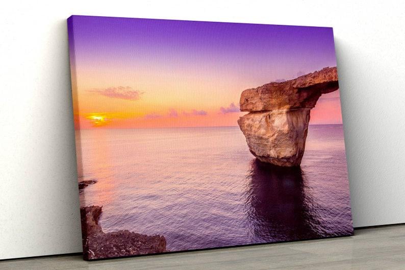 Картина на холсте KIL Art Скала на фиолетовом закате 122x81 см (408)