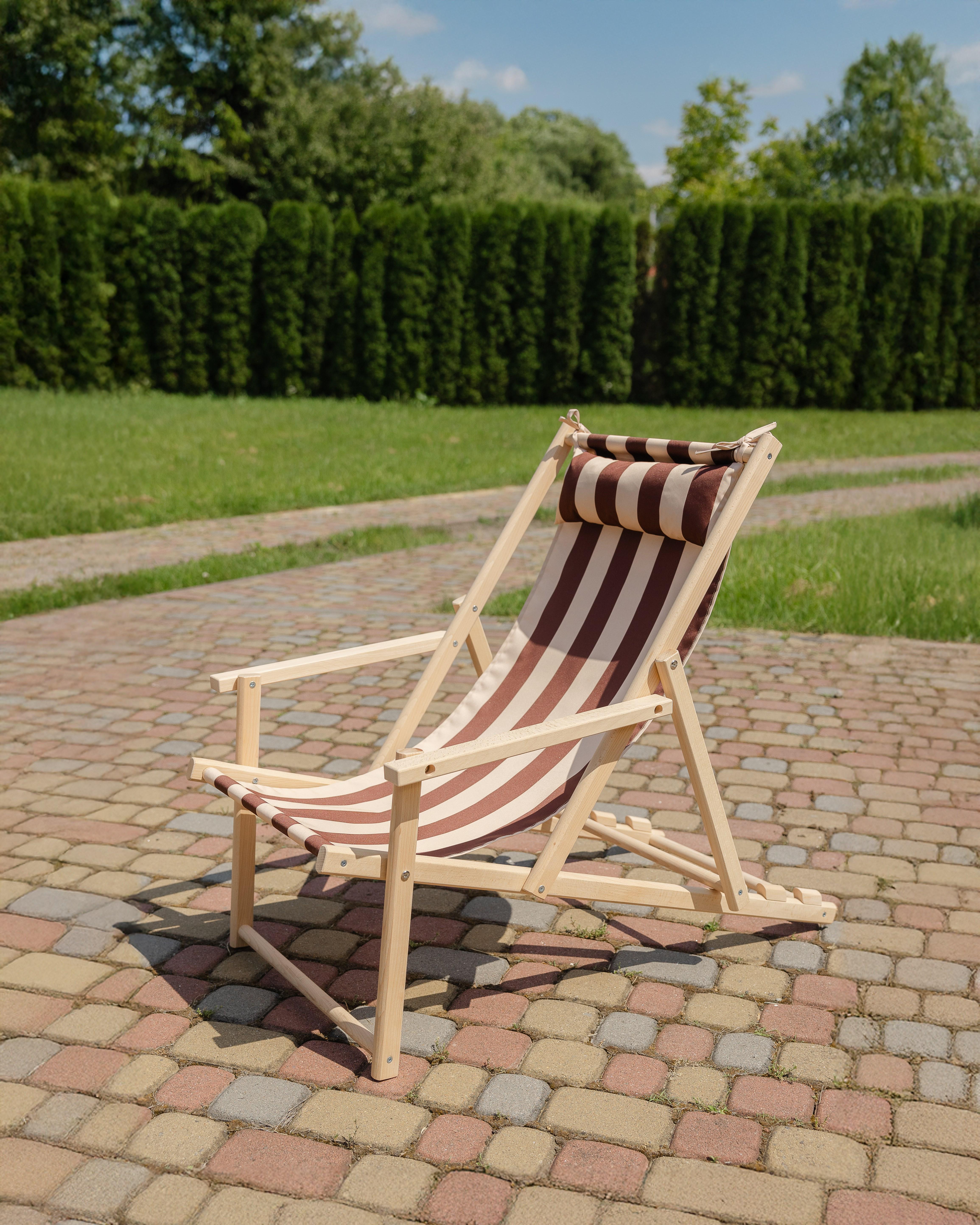Шезлонг дерев'яний розкладний XRmaster з підлокітниками та підголовником Коричнево-білий (0002248) - фото 2 Шезлонг дерев'яний розкладний XRmaster з підлокітниками та підголовником Коричнево-білий (0002248) - фото 2