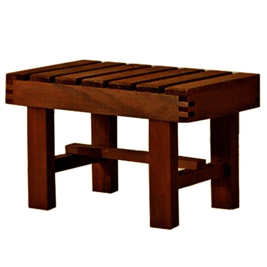 Стульчик из дерева Тилигул 50х30х30 см Латте (ТАБ-103616)