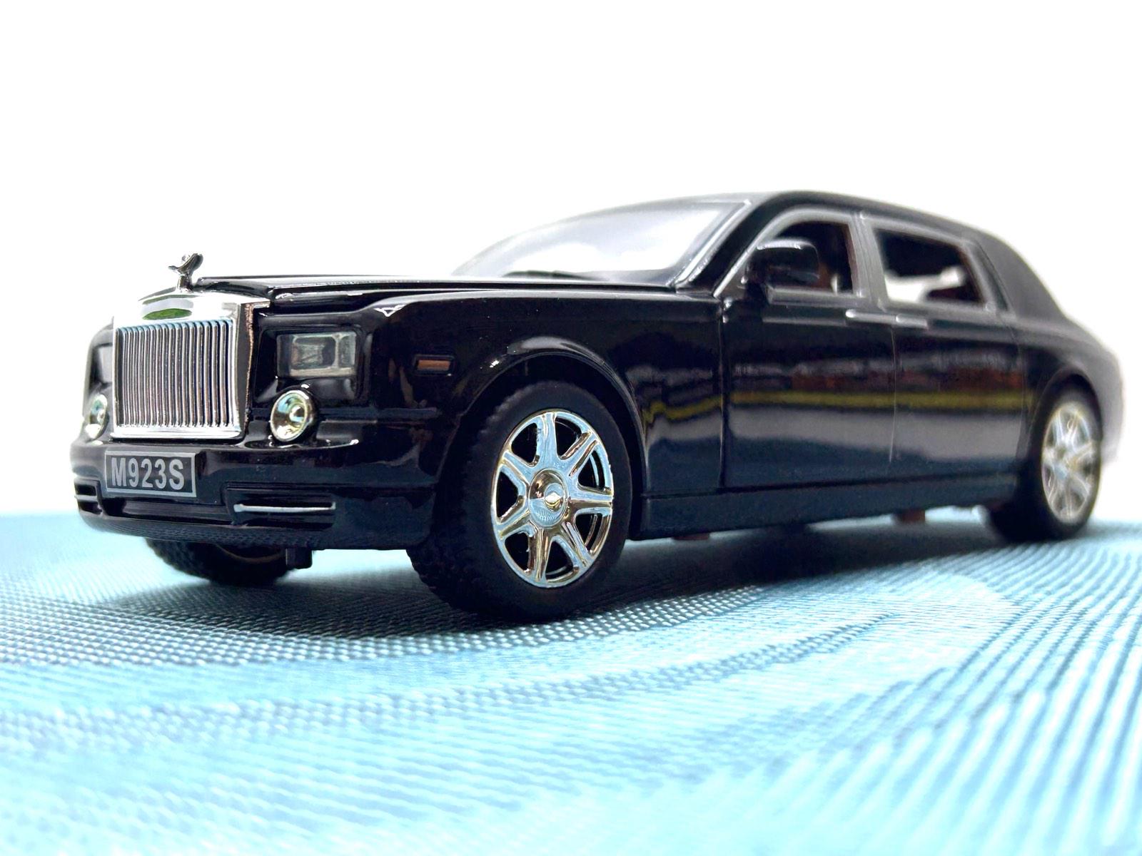 Машина металлическая инерционная АвтоСвіт Rols-Royce открывается дверь/капот 1:24 Черный (AP-1701)