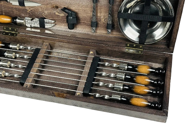 Набір шампурів у кейсі Голд середній дерев'яний з нержавіючої сталі (2-10-KS-7606) - фото 2 Набір шампурів у кейсі Голд середній дерев'яний з нержавіючої сталі (2-10-KS-7606) - фото 2