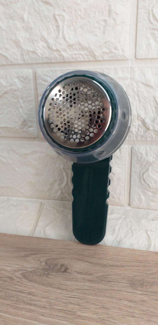 Машинка для удаления катышек Lint Remver аккумуляторная Зеленый (KG-5966) - фото 9 Машинка для удаления катышек Lint Remver аккумуляторная Зеленый (KG-5966) - фото 9