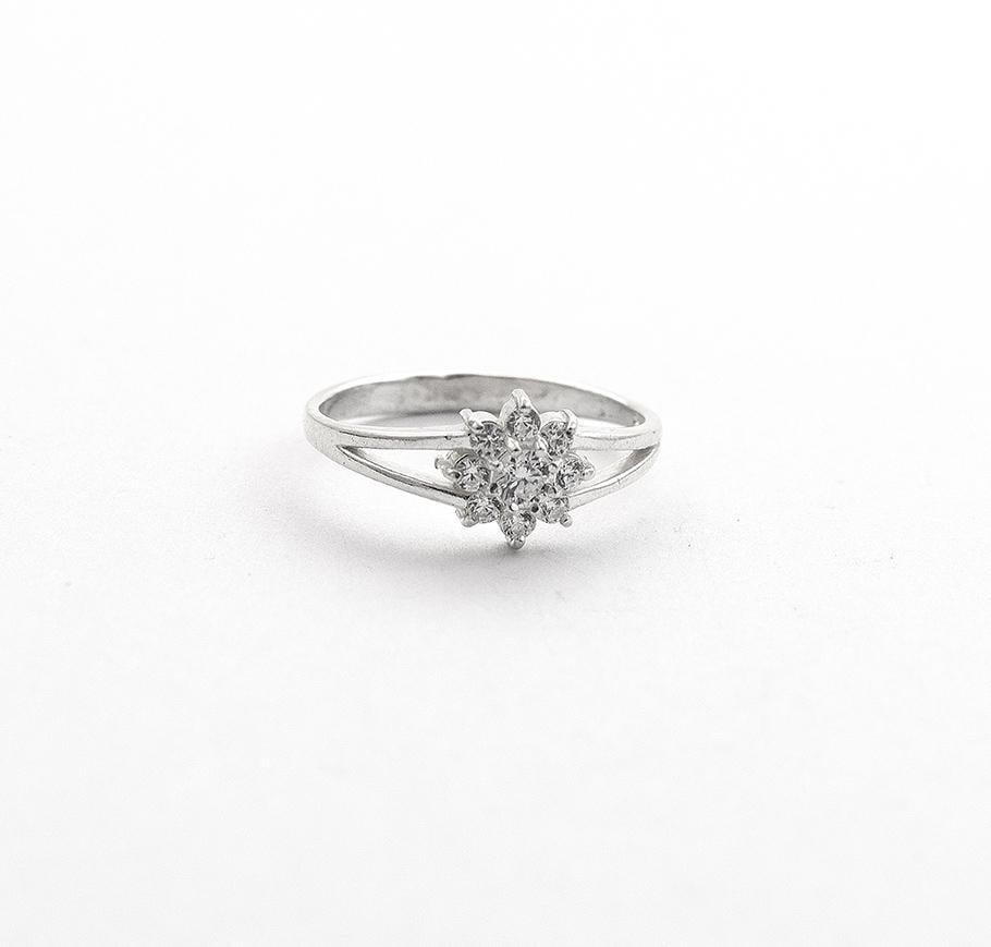 Кольцо серебряное Maxi Silver 7914 SE Ромашка р. 16 (8791480)