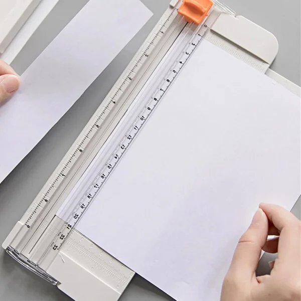 Різак для паперу з надтонким лезом та захистом від порізів рук (C01441) - фото 4 Різак для паперу з надтонким лезом та захистом від порізів рук (C01441) - фото 4