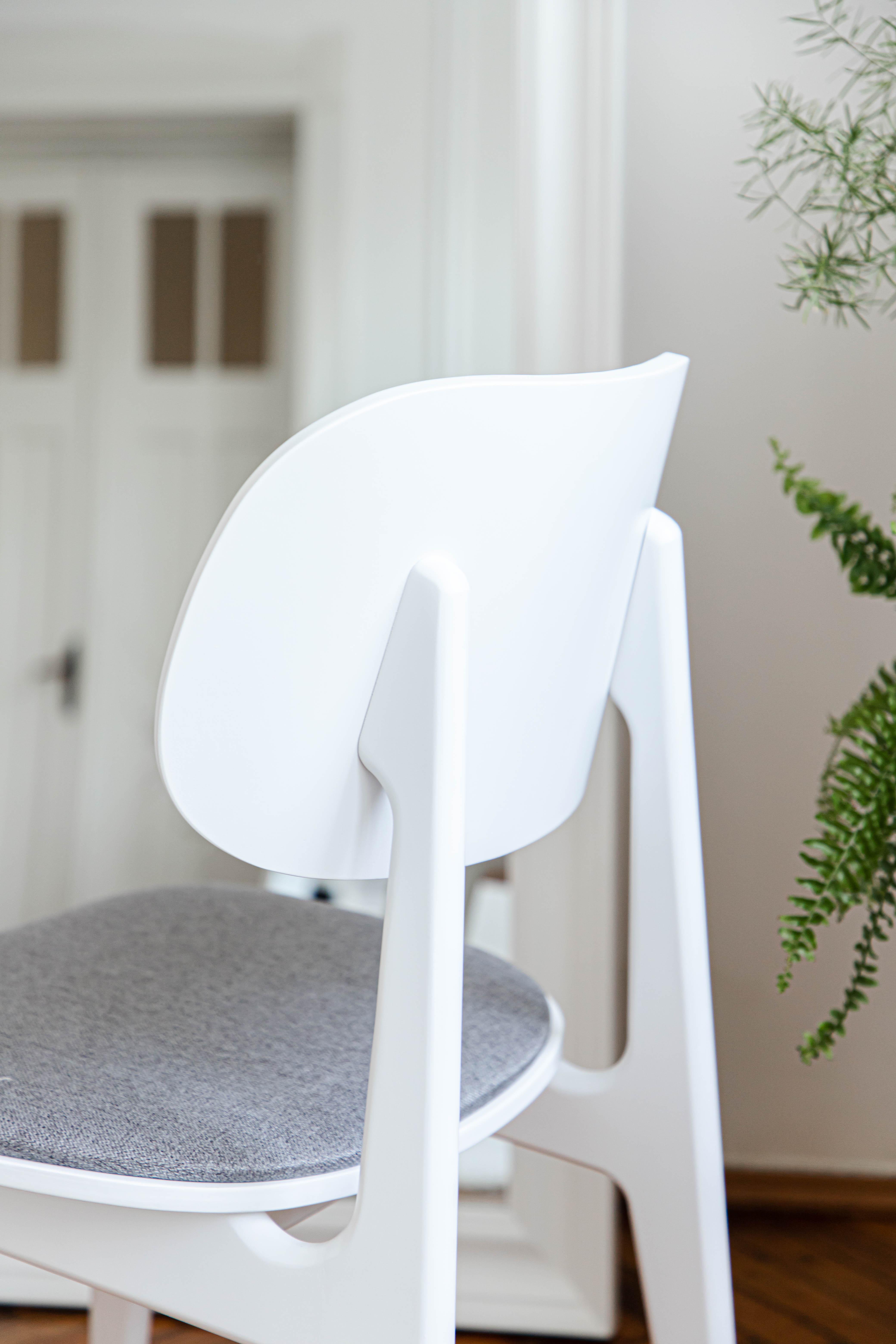 Стілець для кухні та вітальні Колібрі Лула софт 450х840х530 мм Білий/Мальмо (GAА0055531) - фото 5 Стілець для кухні та вітальні Колібрі Лула софт 450х840х530 мм Білий/Мальмо (GAА0055531) - фото 5