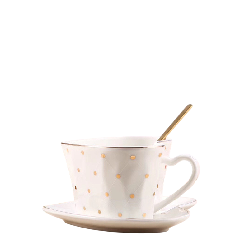 Чашка з блюдцем та ложкою Серце 9481 13х7 см Білий (4506186)