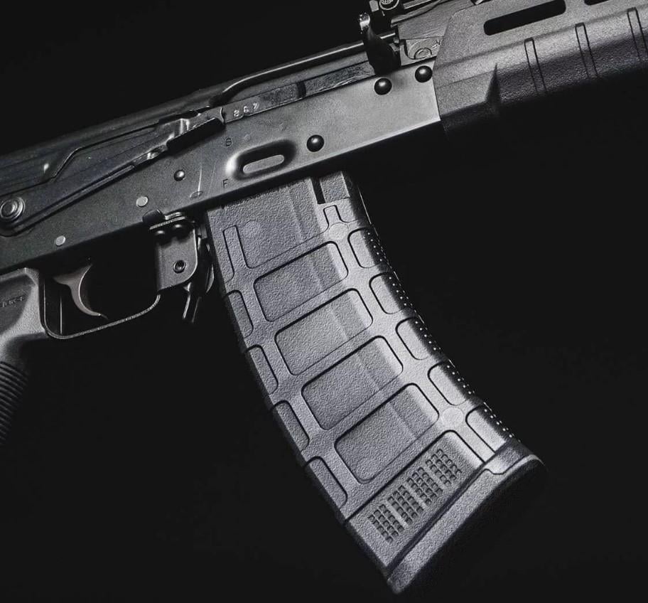 Магазин Magpul PMAG 30 AK-74 MOE 5,45x39 Black (7001603) - фото 2 Магазин Magpul PMAG 30 AK-74 MOE 5,45x39 Black (7001603) - фото 2