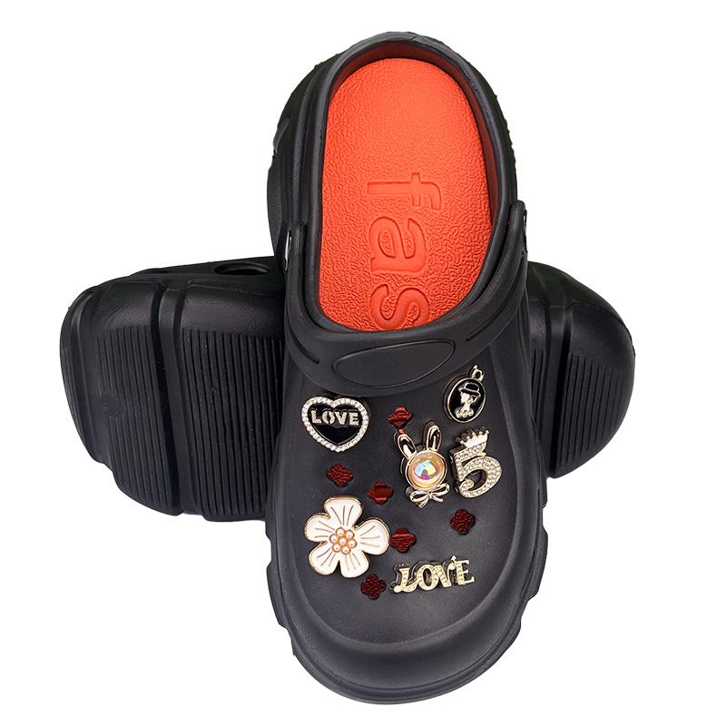 Сабо женские на платформе с джибитсами 10238-2 p. 39 25 см Черный Сабо женские на платформе с джибитсами 10238-2 p. 39 25 см Черный