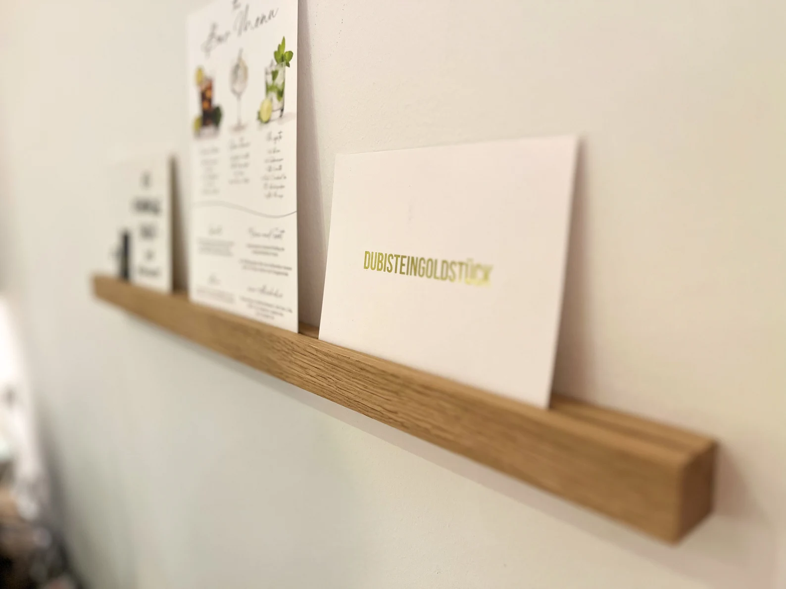 Полиця для фотографій та картин дерев'яна 35x80x500 мм (WS9006)