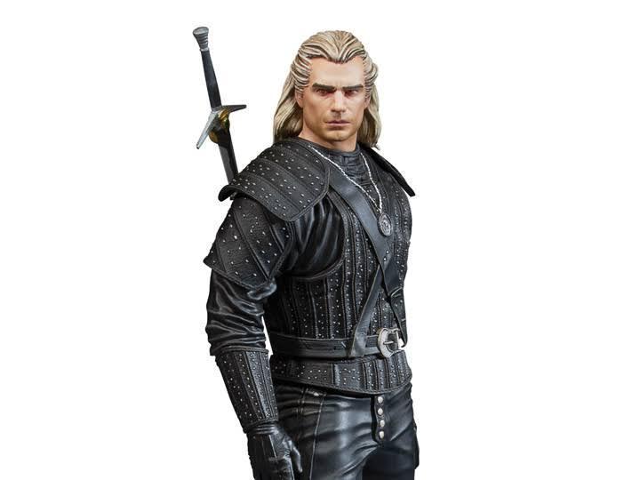 Фигурка DarkHours Netflix The Witcher Yennefer 26 см (WST DH TW Y) - фото 4