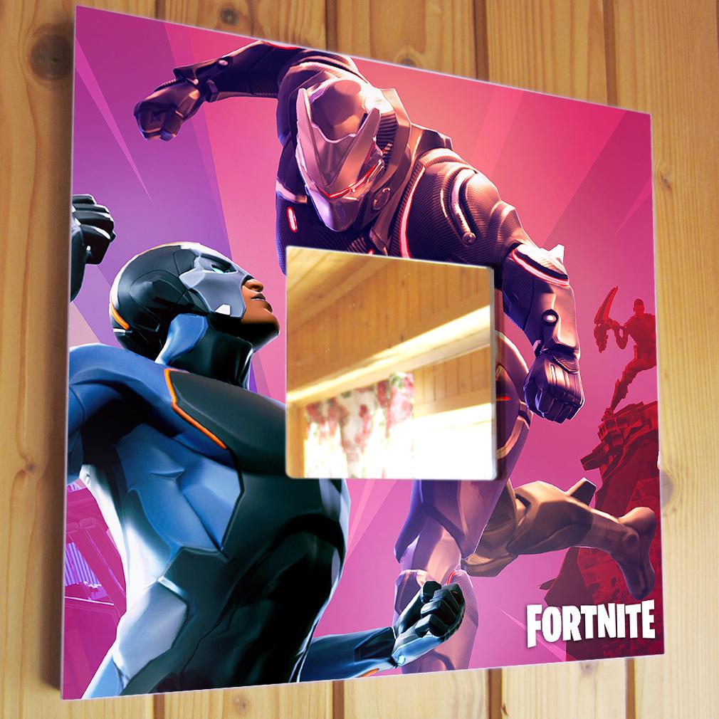 Зеркало декоративное Персонажи игры ''Fortnite'' 260х260 мм (M04417)