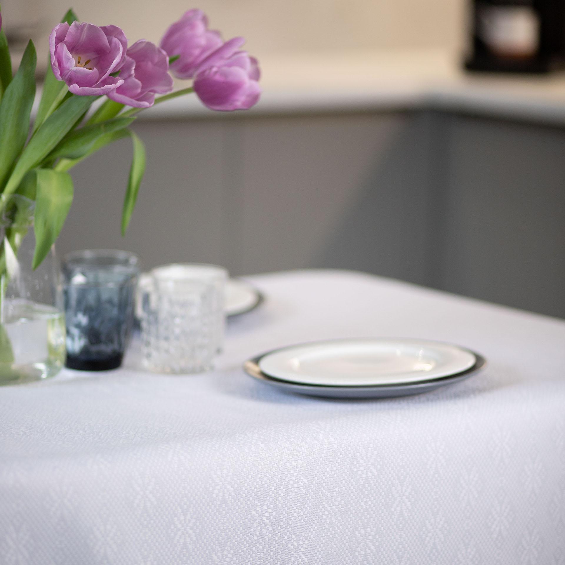 Скатерть Едельвіка Айвенго 2,40x1,40 м Белый (369-23/00) - фото 4 Скатерть Едельвіка Айвенго 2,40x1,40 м Белый (369-23/00) - фото 4