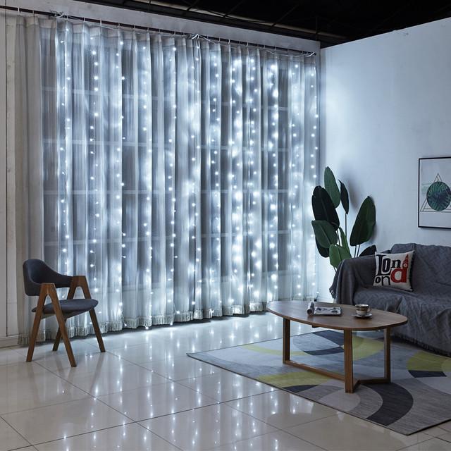 Гирлянда-штора 3х3 м 360 LED холодный белый свет (33360) Гирлянда-штора 3х3 м 360 LED холодный белый свет (33360)