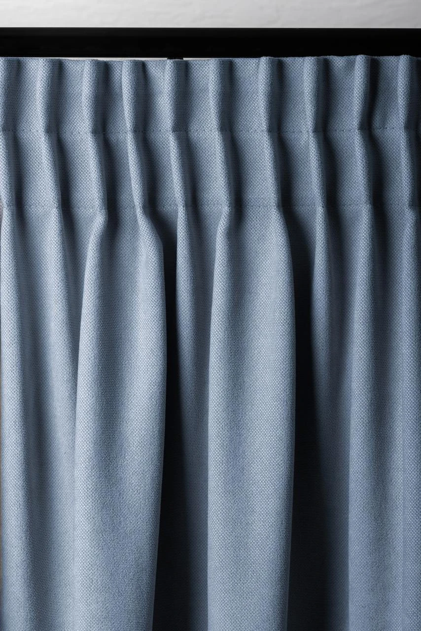 Шторы HYGG из микровелюра 2,5х2,5-3 м Голубой (114885)