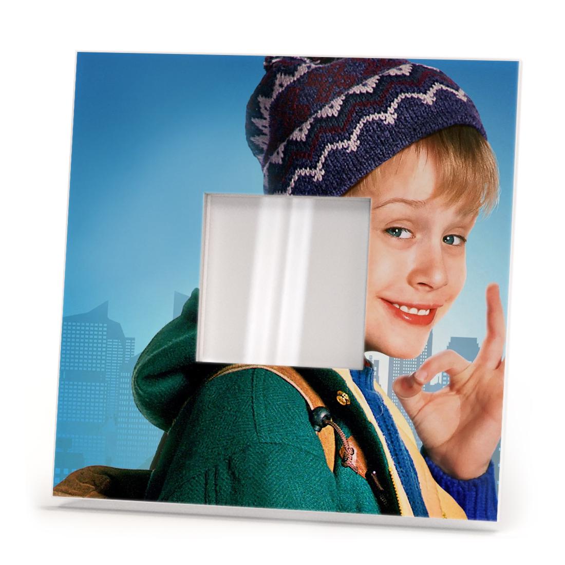 Зеркало декоративное Фильм ''Один дома'' 260х260 мм (M04672) - фото 2 Зеркало декоративное Фильм ''Один дома'' 260х260 мм (M04672) - фото 2