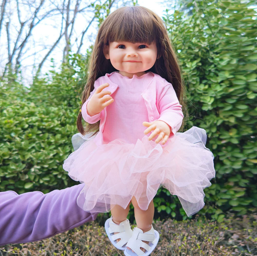 Кукла Reborn Кристина винил-силиконовая с соской/бутылочкой 55 см (1675803404) - фото 2 Кукла Reborn Кристина винил-силиконовая с соской/бутылочкой 55 см (1675803404) - фото 2