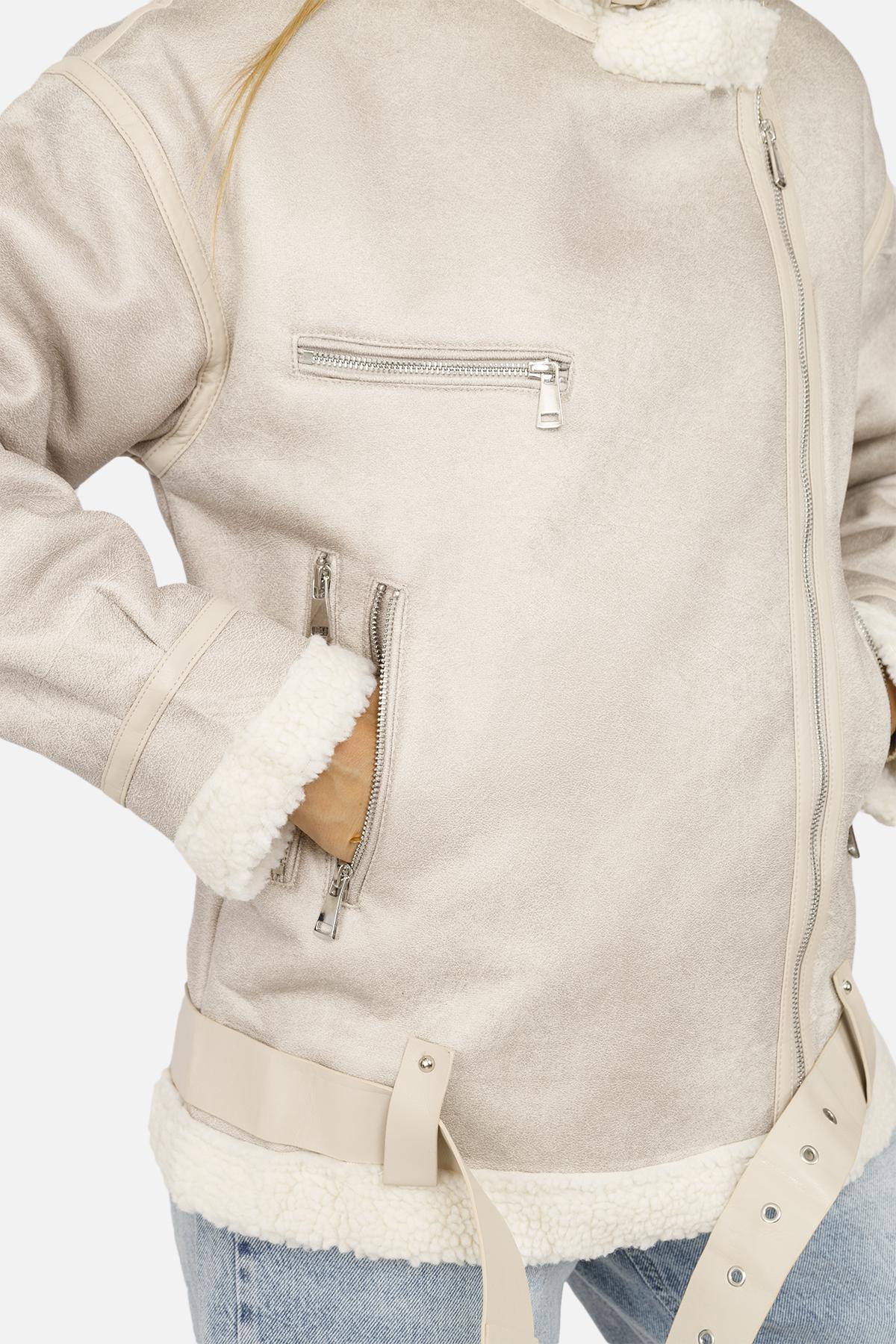 Дубленка-косуха женская зимняя ЦБ-00261185 р. 42 Бежевый (29080008) - фото 4 Дубленка-косуха женская зимняя ЦБ-00261185 р. 42 Бежевый (29080008) - фото 4