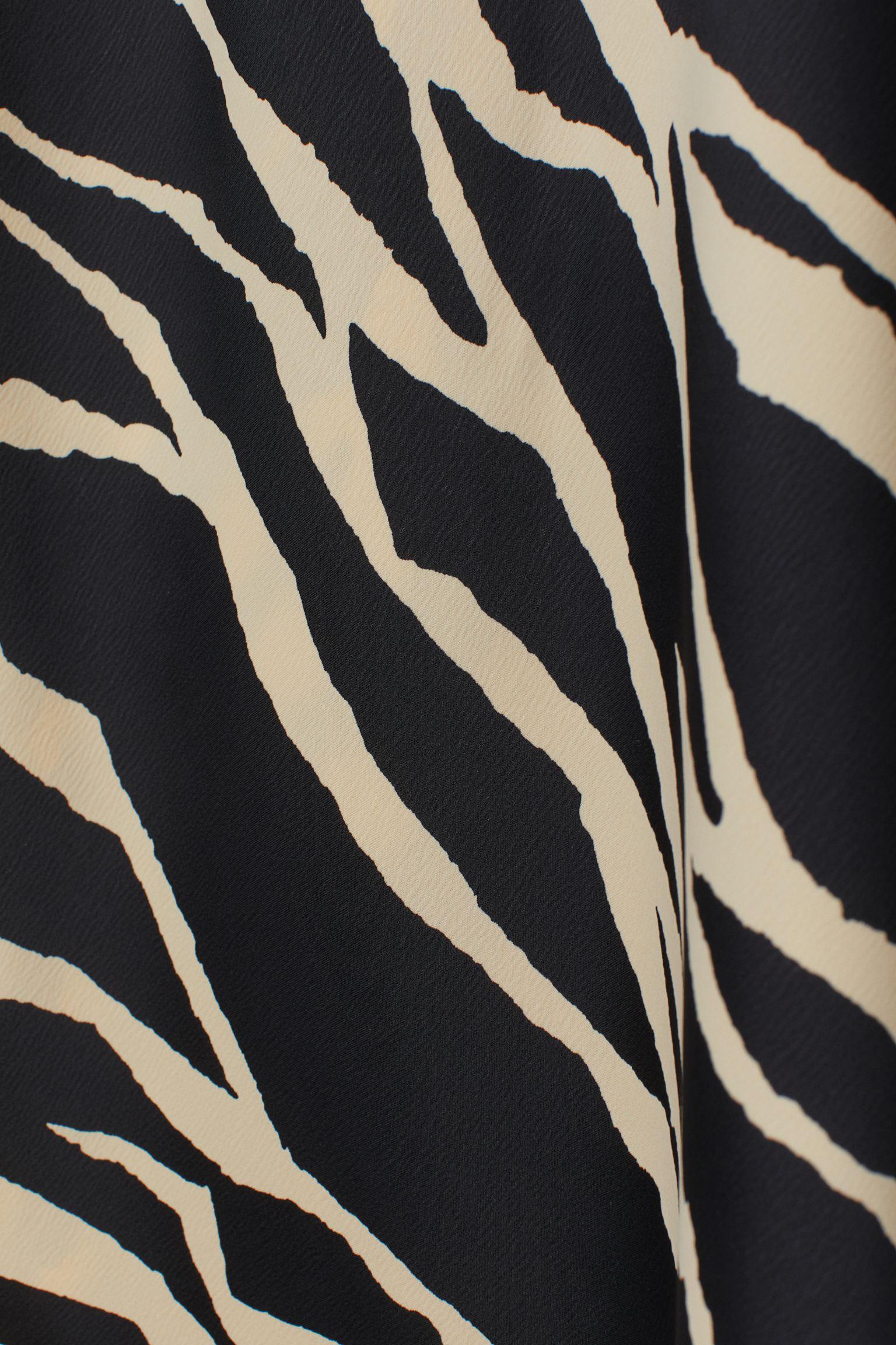 Юбка атласная р. 42 Молочно-черный (8920931wer) - фото 2 Юбка атласная р. 42 Молочно-черный (8920931wer) - фото 2