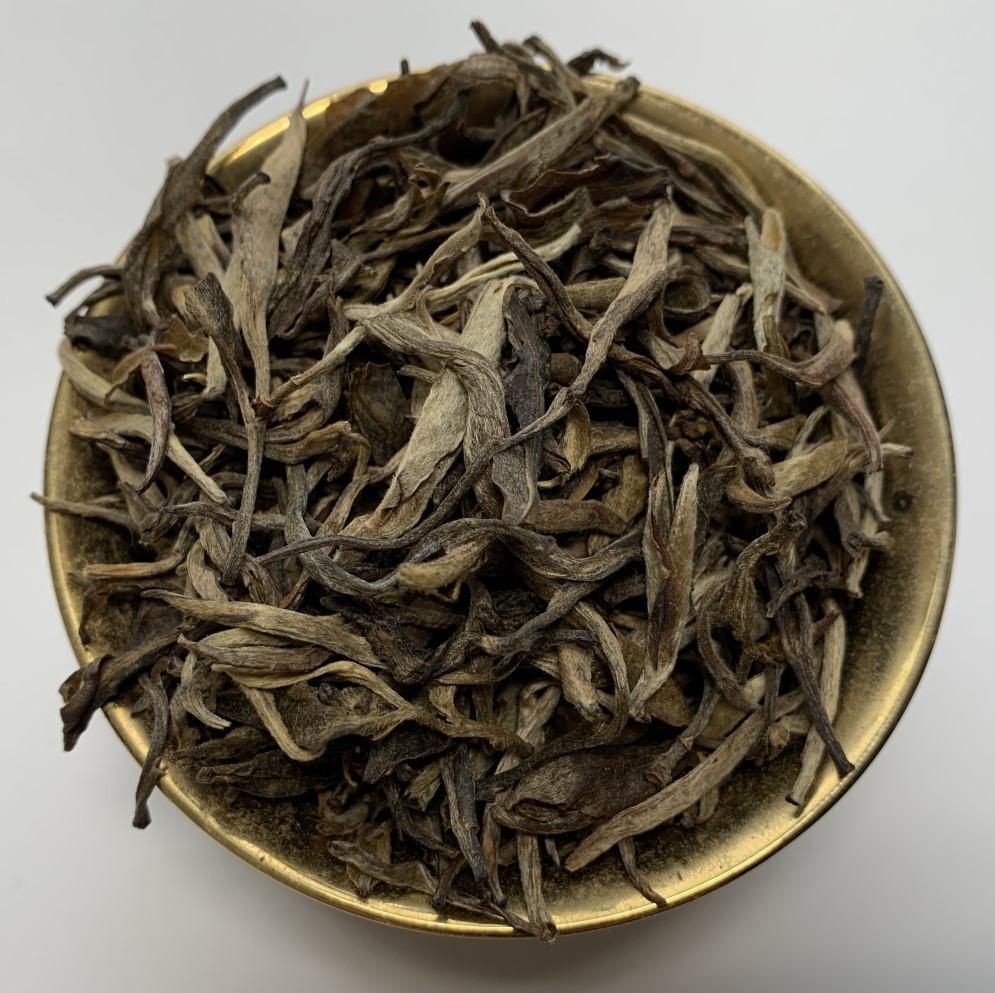 Чай білий Пуерні бруньки Я Бао з молодих дерев 100 г - фото 2 Чай білий Пуерні бруньки Я Бао з молодих дерев 100 г - фото 2