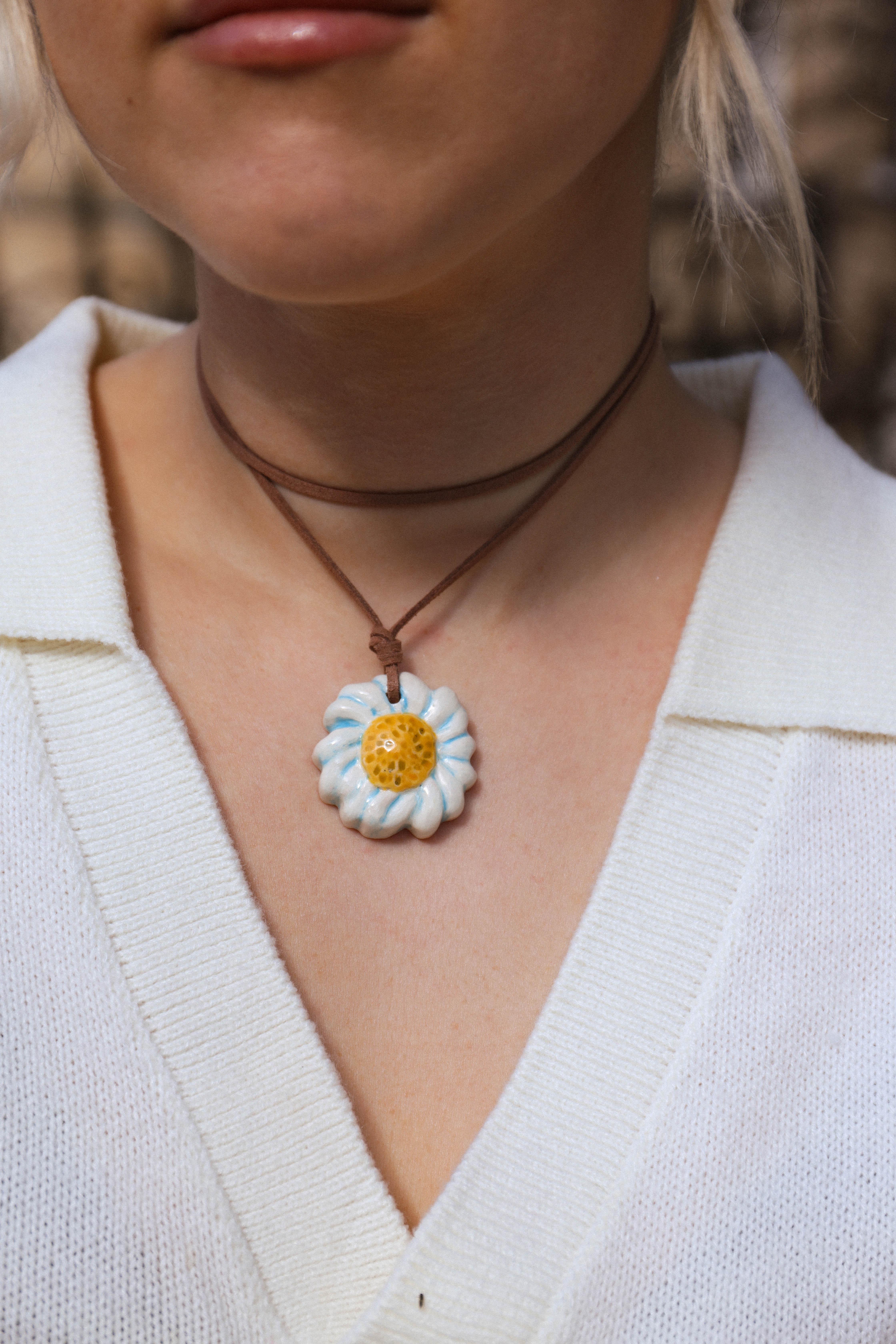 Підвіска на шию Ромашка