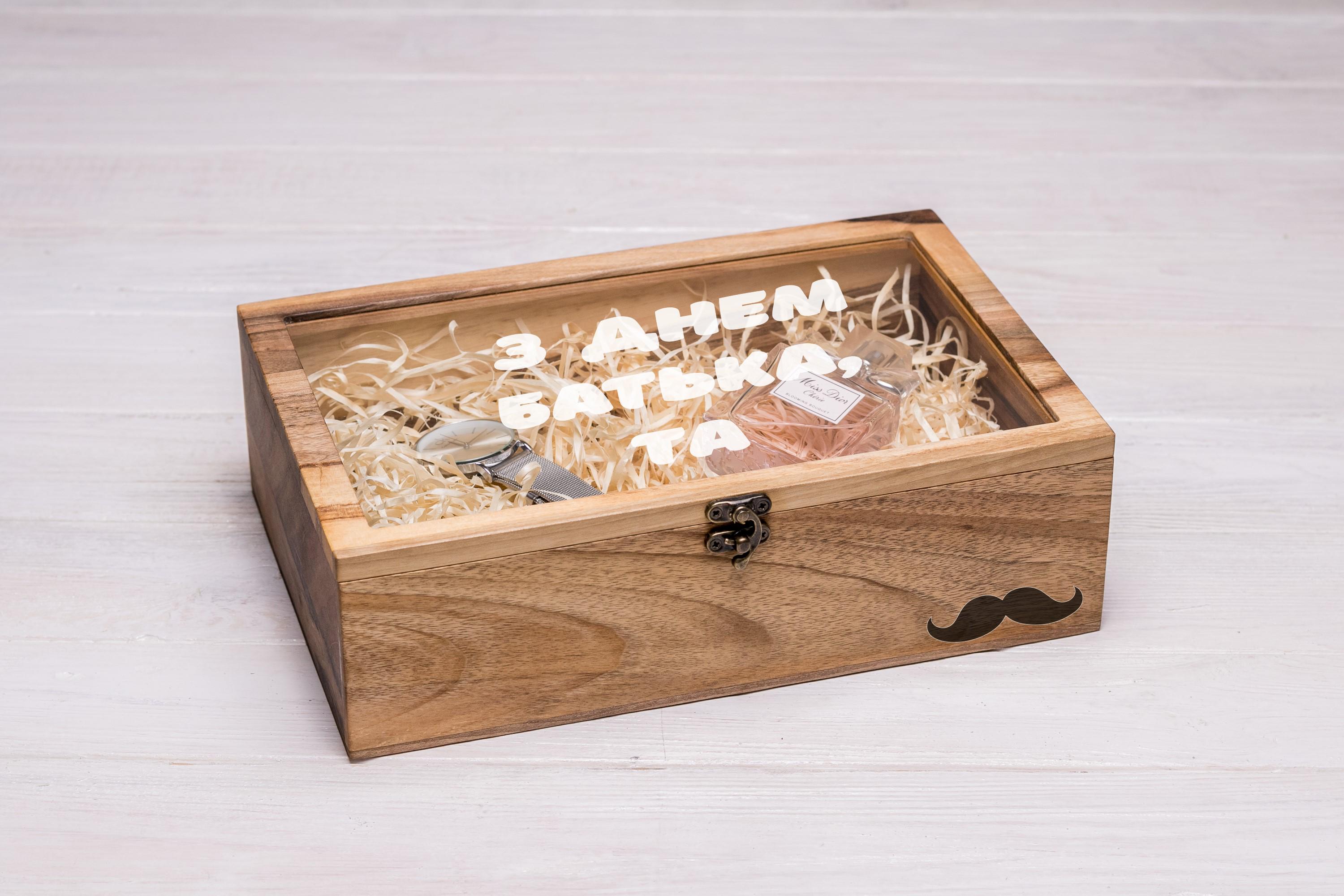 Подарочная коробочка EcoWalnut с персональным гравированием из дерева со стеклянной крышкой L (EB-4.6)