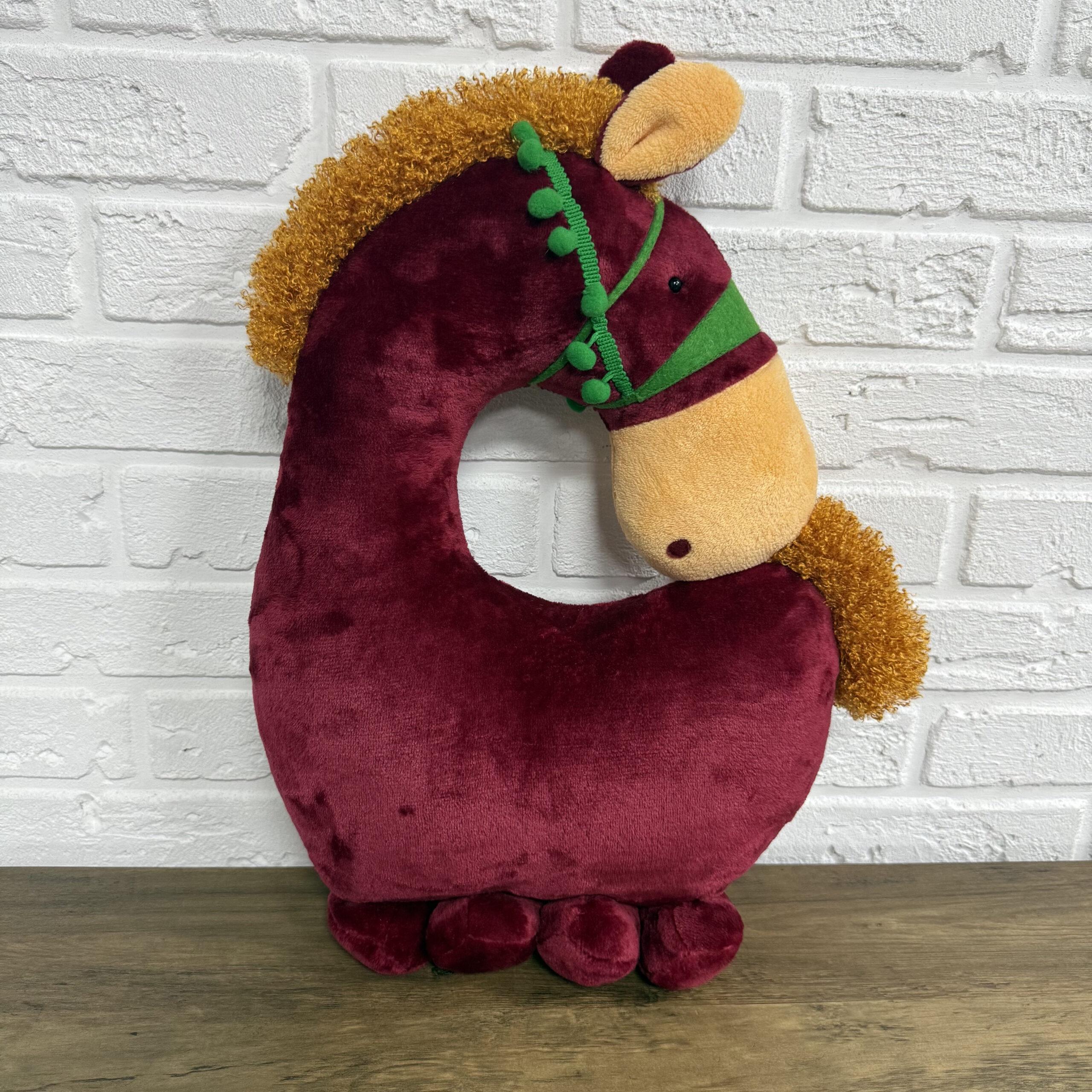 Подушка новогодняя Comfort Home Лошадка плюшевая 40х35 см