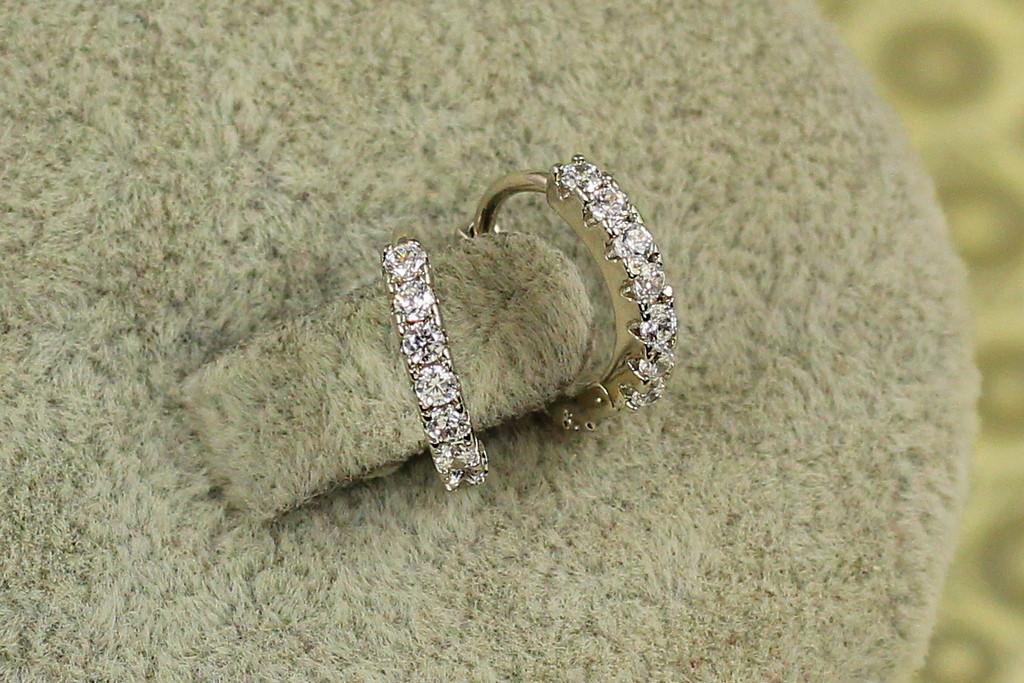 Серьги Xuping Jewelry дорожка из камней спереди и сзади 1,2 см Серебристый (2582196209)