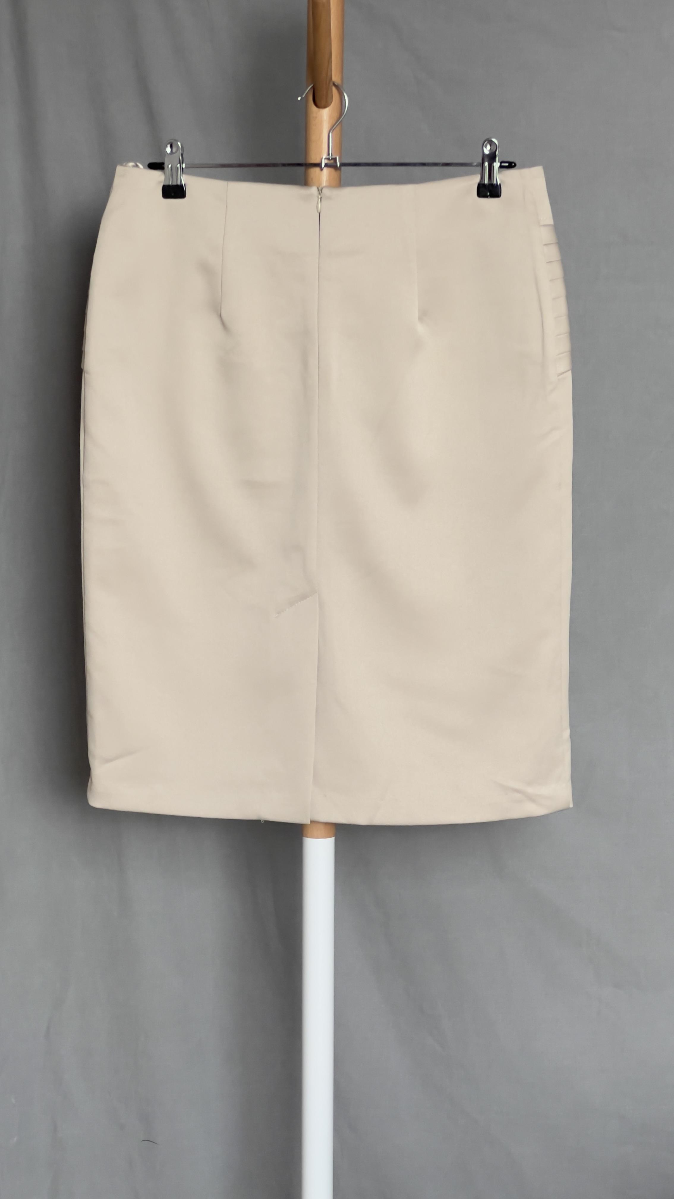 Спідниця Solomea Lux з декором 4XL Бежевий (2330956) - фото 2 Спідниця Solomea Lux з декором 4XL Бежевий (2330956) - фото 2