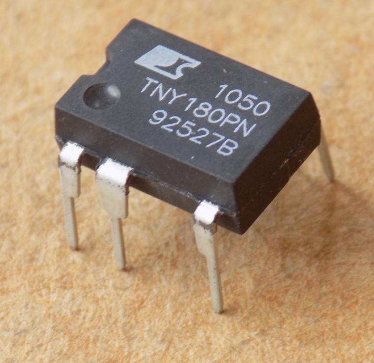 Микросхема Power TNY180PN/DIP7 (49252) Микросхема Power TNY180PN/DIP7 (49252)