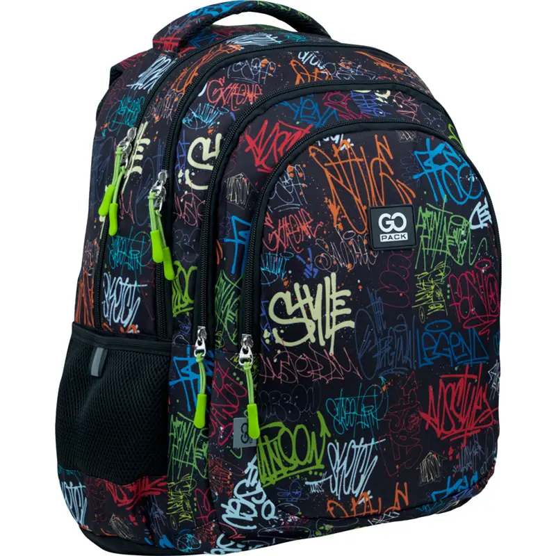 Рюкзак GoPack teens GO22-162L-6 Graffiti с анатомической спиной (992204)