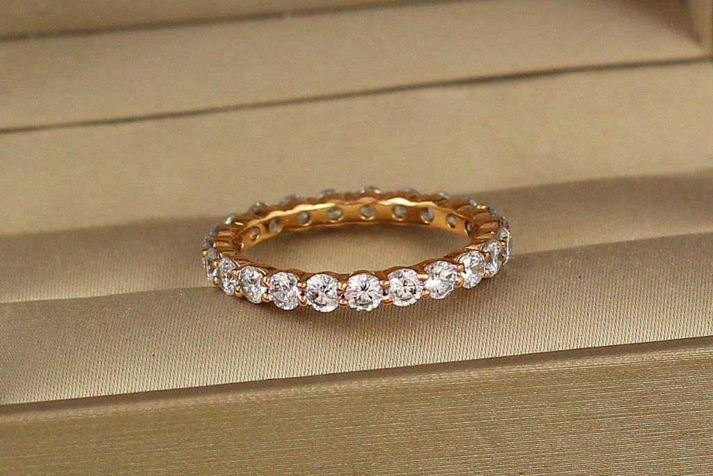 Кольцо Xuping Jewelry Бесконечный хоровод р. 15 Золотистый (1921901922)