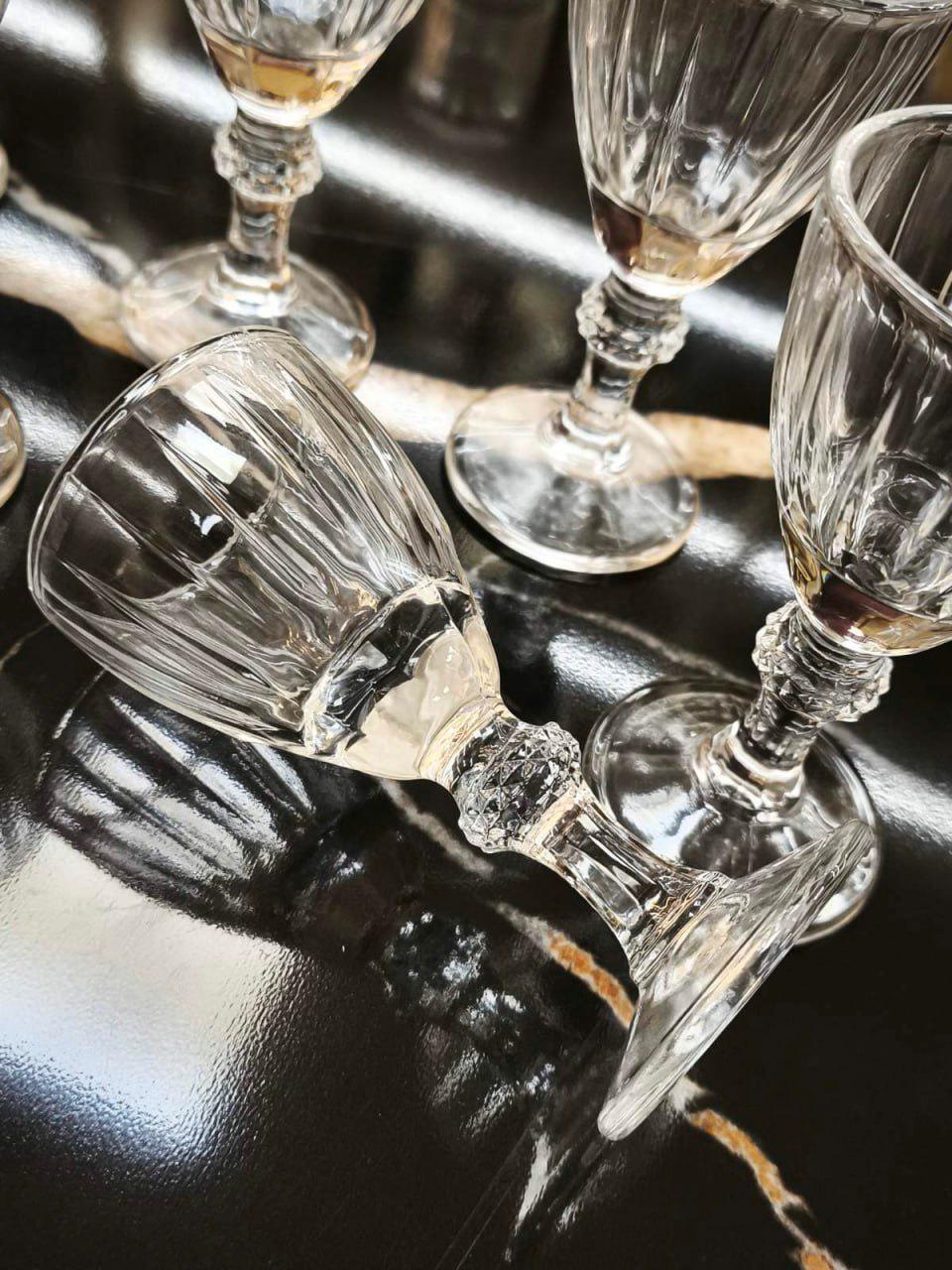 Набор рюмок на ножках Страйп 50 мл 6 шт. Прозрачный (102-893) - фото 3 Набор рюмок на ножках Страйп 50 мл 6 шт. Прозрачный (102-893) - фото 3