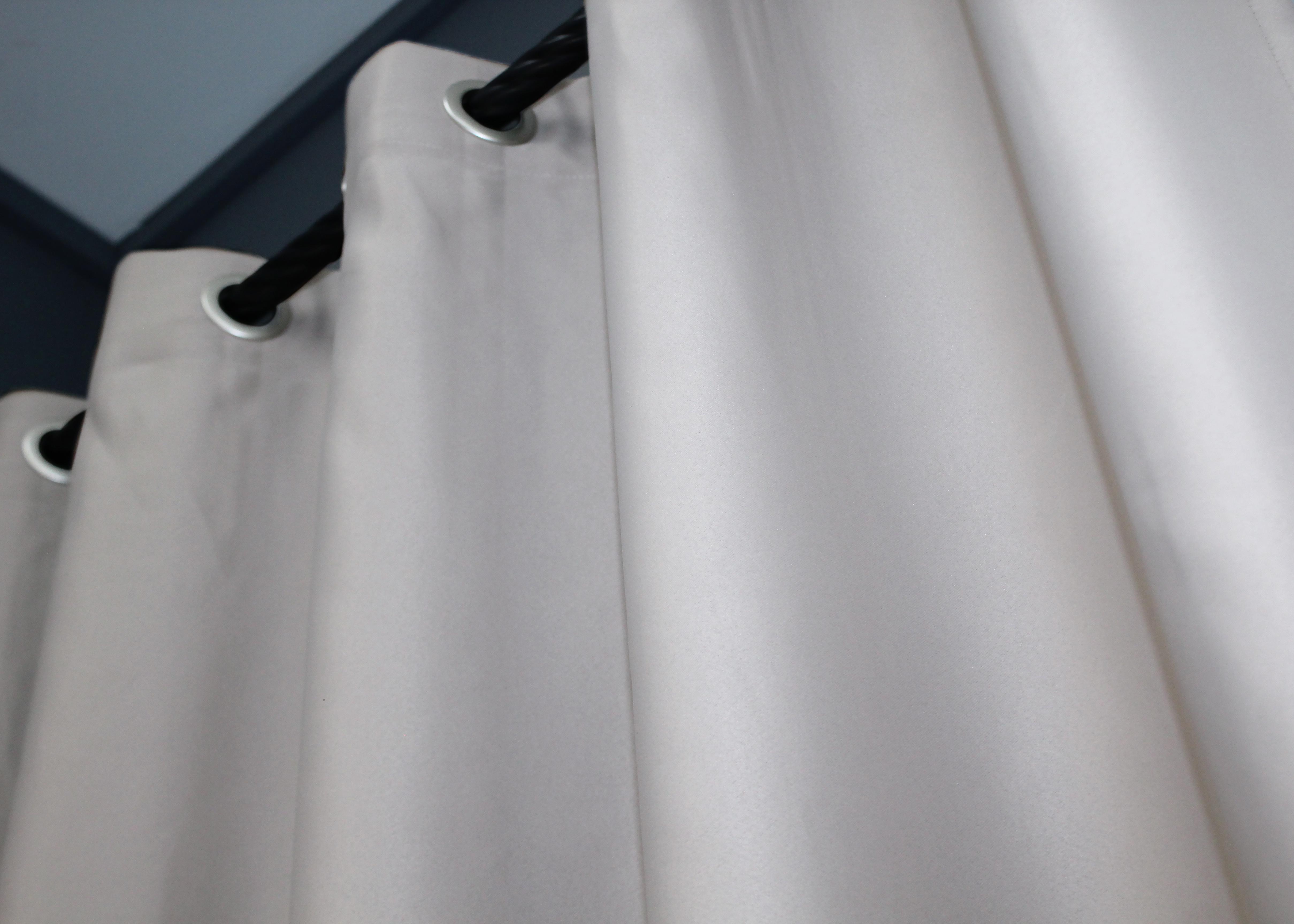 Комплект штор на люверсах VR-Textil Midnight №1223ш 150х270 см 2 шт. Світло-сірий (37-0112) - фото 7 Комплект штор на люверсах VR-Textil Midnight №1223ш 150х270 см 2 шт. Світло-сірий (37-0112) - фото 7