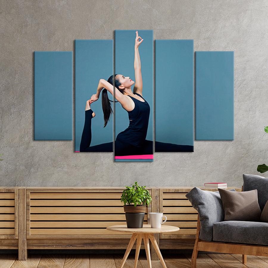 Картина спорт Девушка на занятии йогой 187x119 см (A1221-5)