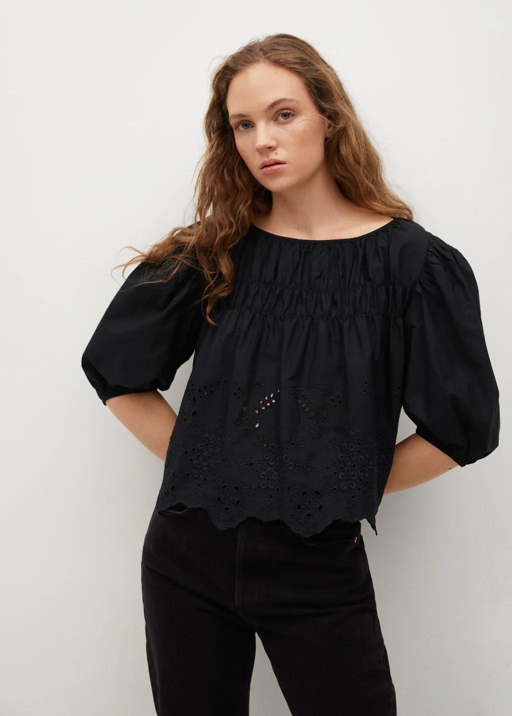 Блузка Mango с вышивкой L Черный (9850801)