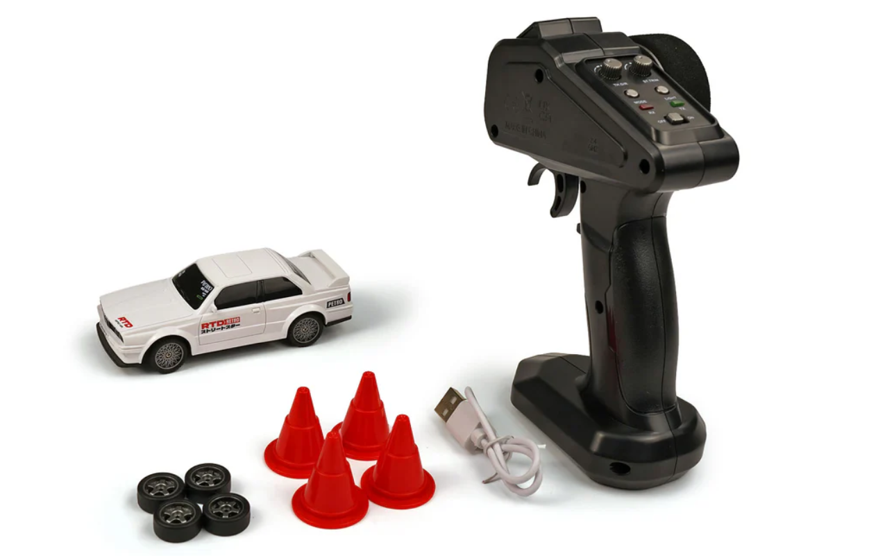 Радиоуправляемая дрифт-машинка BMW M3 E30 Mini Drift 1:43 4WD до 15 км/ч LED-подсветка (К-3-1)