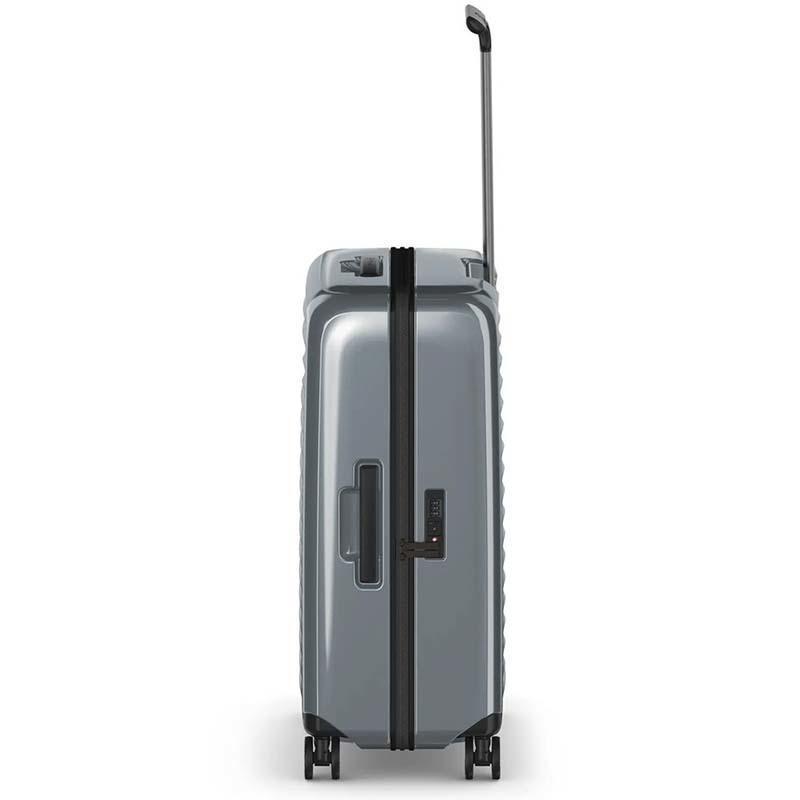Валіза на 4 колесах Victorinox Travel M 74 л Airox Silver (Vt612508) - фото 4 Валіза на 4 колесах Victorinox Travel M 74 л Airox Silver (Vt612508) - фото 4