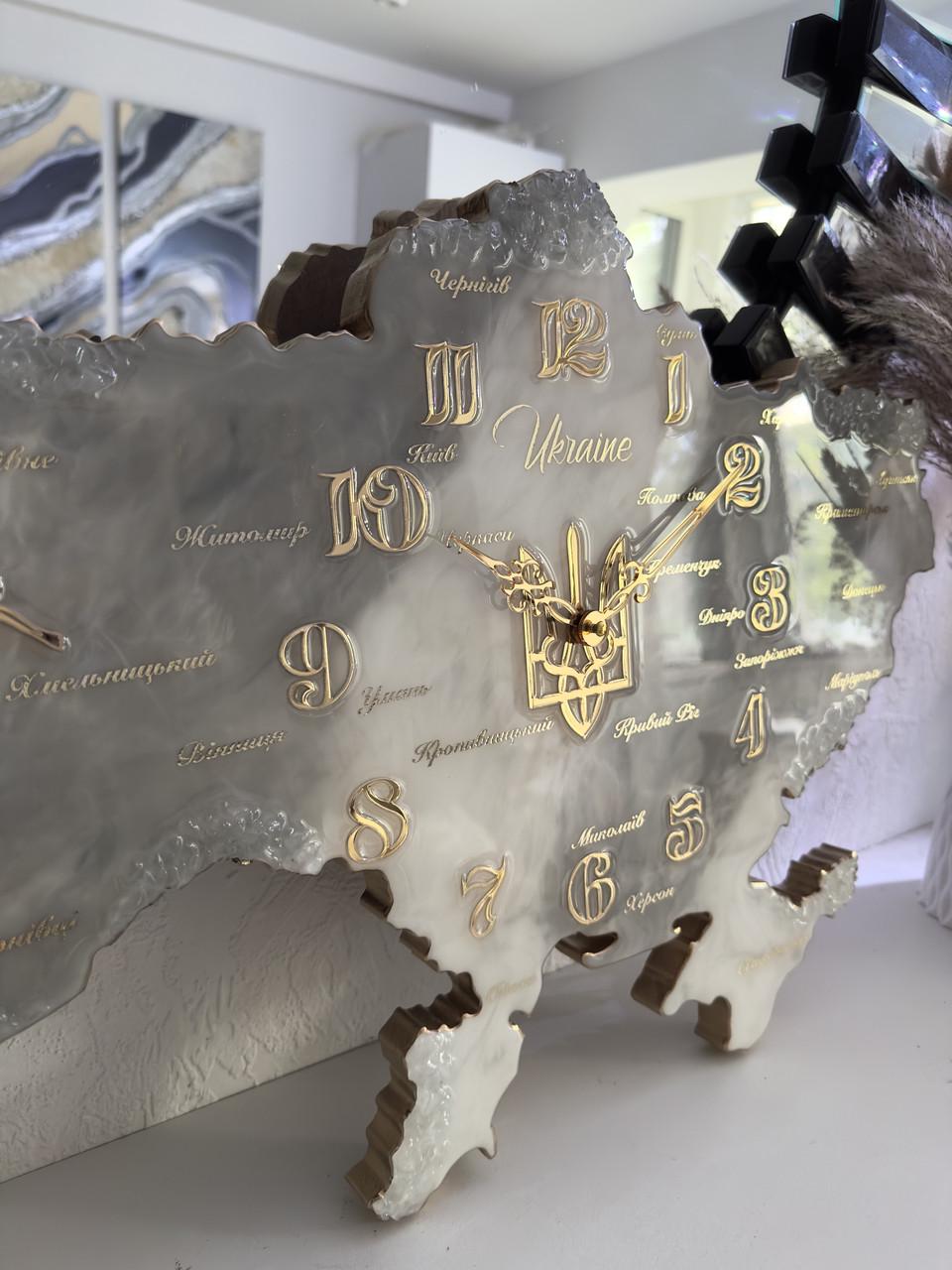 Годинник настінний з епоксидної смоли Карта України 100x67 см - фото 3