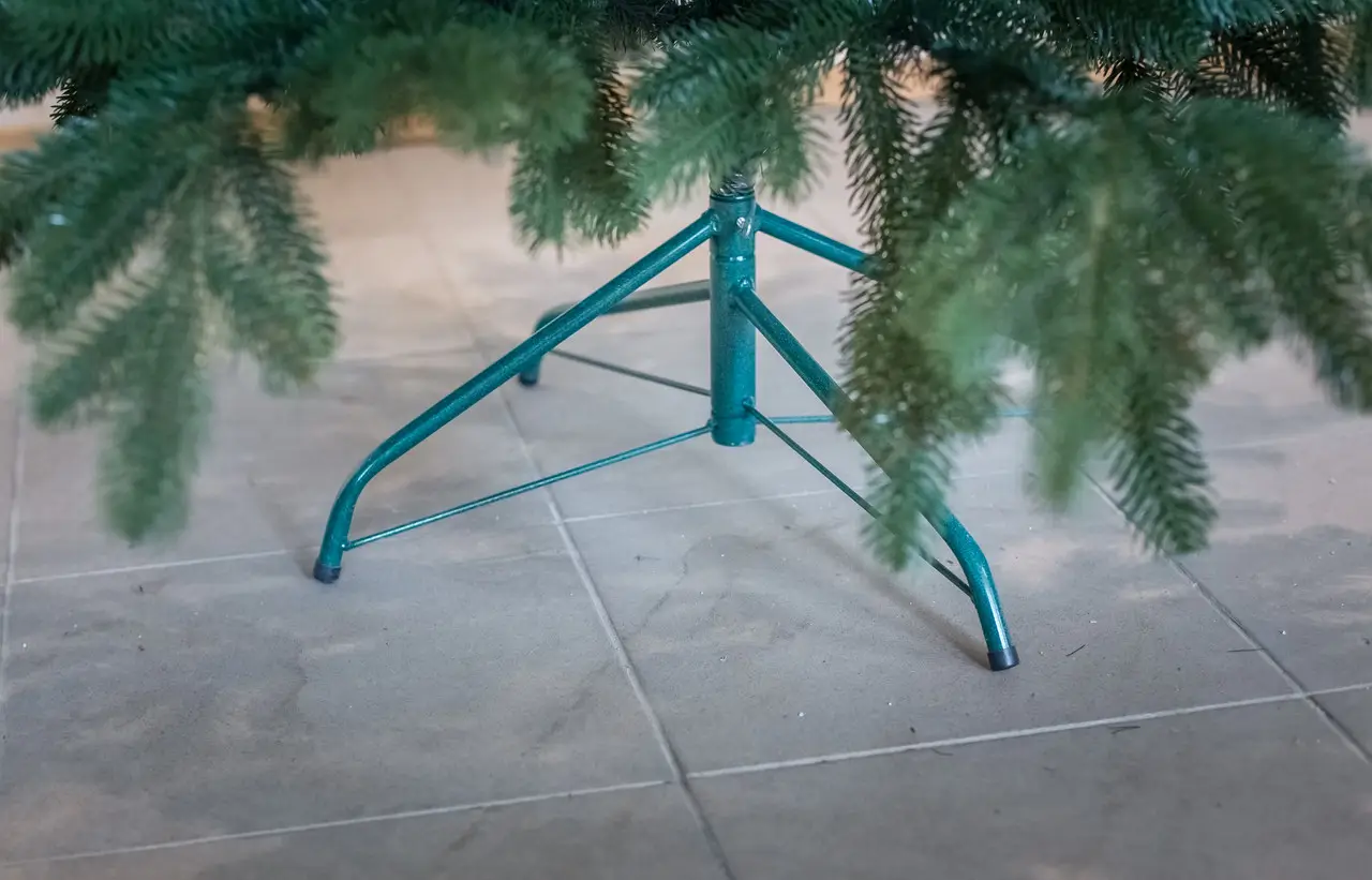 Искусственная елка литая Роял 2,1 м - фото 4 Искусственная елка литая Роял 2,1 м - фото 4