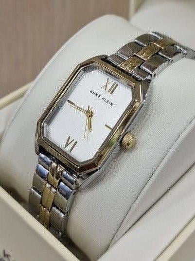 Наручные часы женские Anne Klein AK/3775SVTT с серебристым циферблатом и стальным браслетом