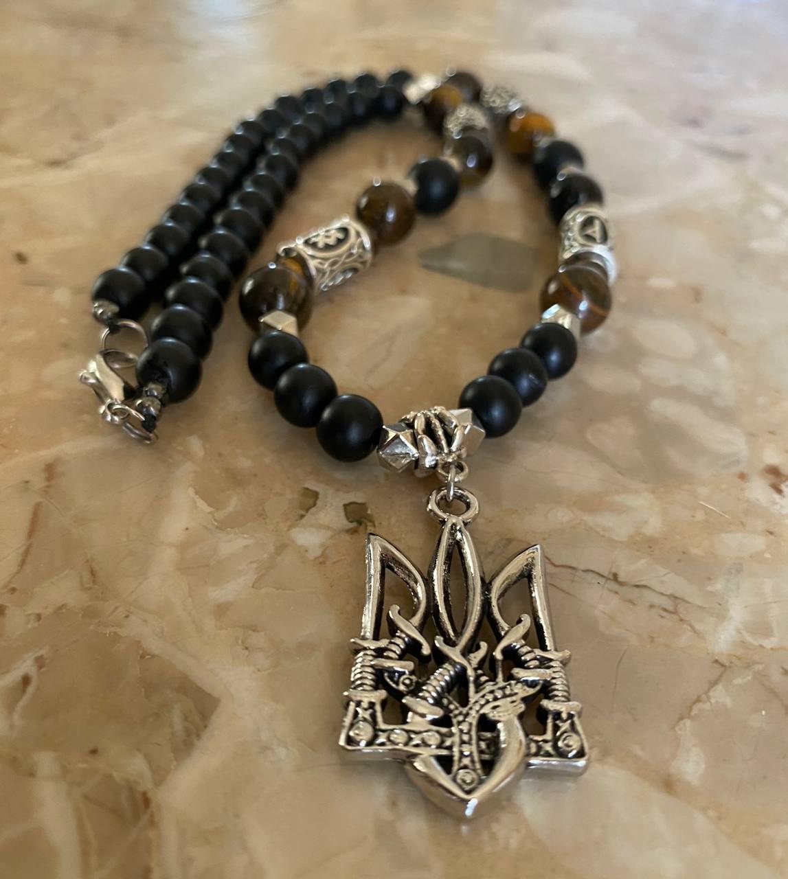 Кольє LITAURS із натурального каміння і металевими вставками доповнений кулоном тризуб герб України (250301) - фото 4 Кольє LITAURS із натурального каміння і металевими вставками доповнений кулоном тризуб герб України (250301) - фото 4