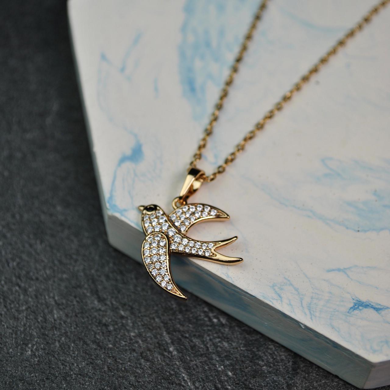 Кулон ласточка с фианитами на цепочке медицинская сталь позолота (x237-2)