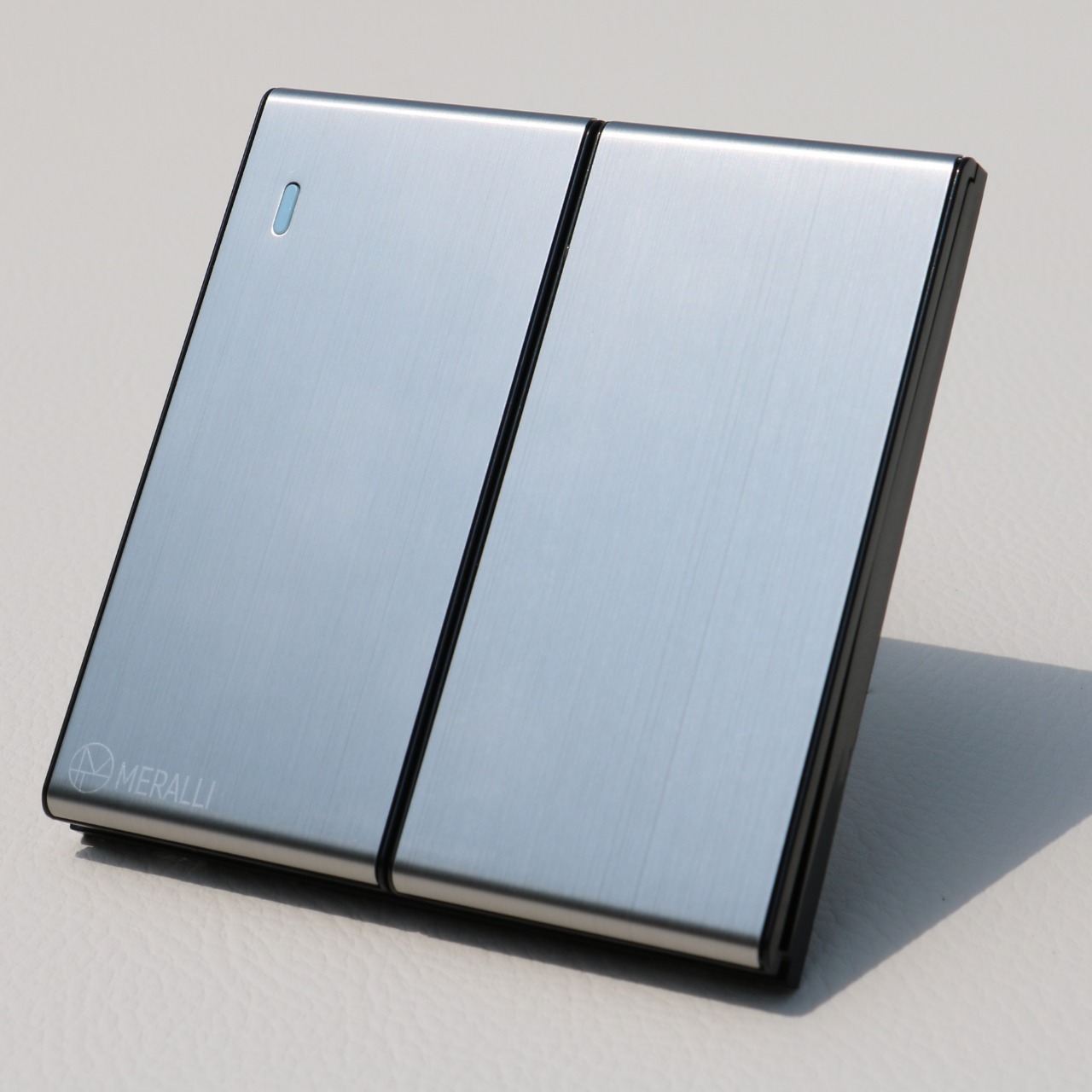 Комплект вимикач 2 клавішний MERALLI INOX безрамковий/квадратний підрозетник MERALLI горизонтальний Білий - фото 5 Комплект вимикач 2 клавішний MERALLI INOX безрамковий/квадратний підрозетник MERALLI горизонтальний Білий - фото 5