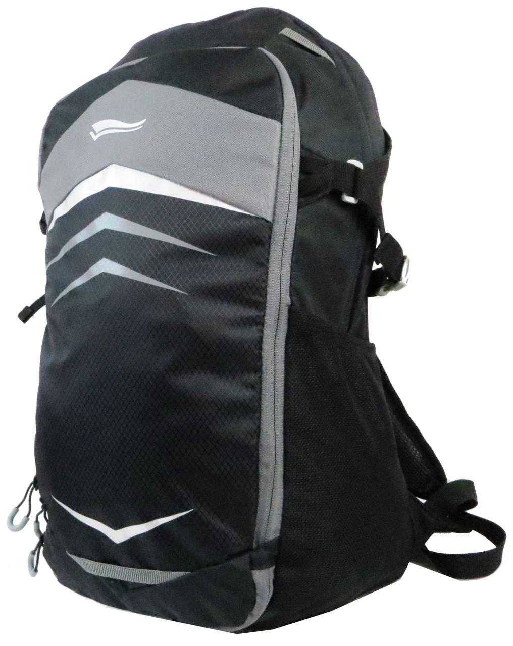 Рюкзак з дихаючою спинкою та дощовиком Crivit IAN37180 16 л Чорний