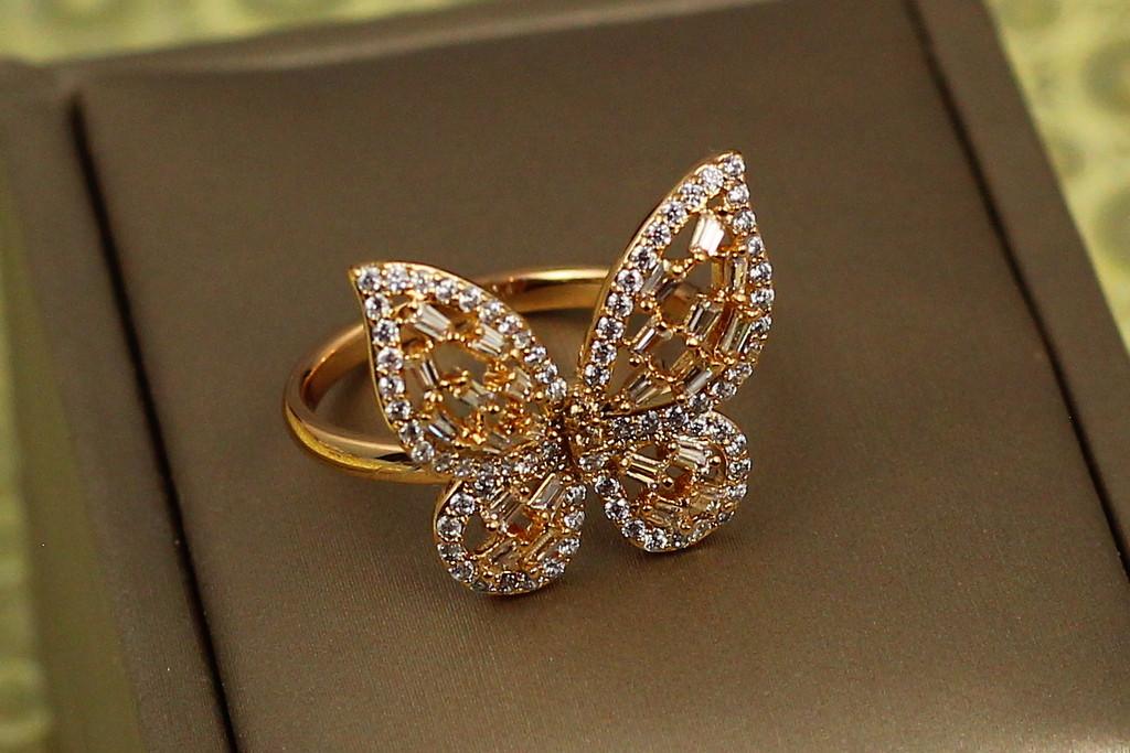 Кольцо Xuping Jewelry Бабочка с камнями р. 16 Золотистый
