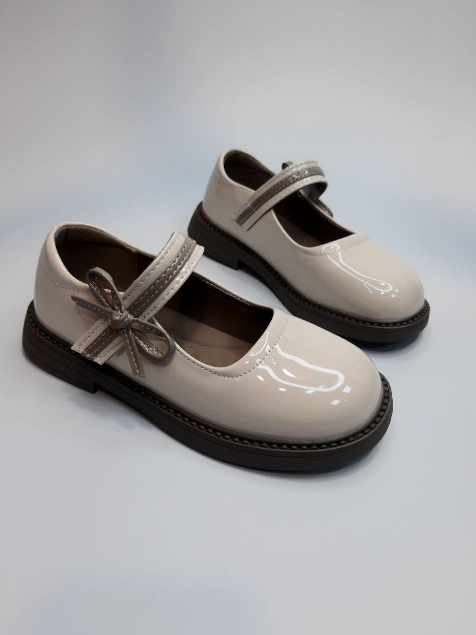 Туфли детские Clibee для девочки р. 35 21 см Бежевый (669 beige) Туфли детские Clibee для девочки р. 35 21 см Бежевый (669 beige)