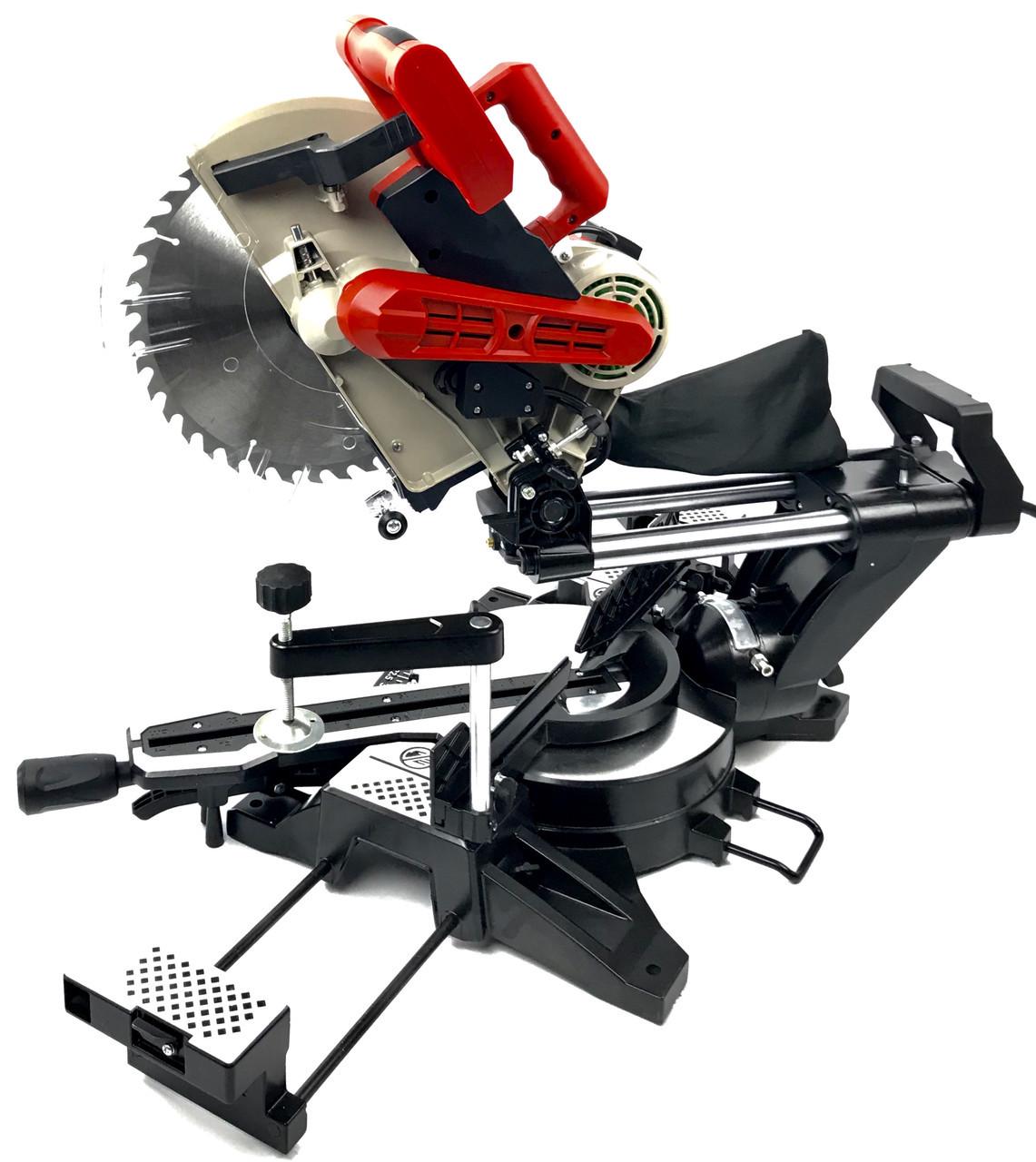 Торцовочная пила LEX LXCM305 с протяжкой