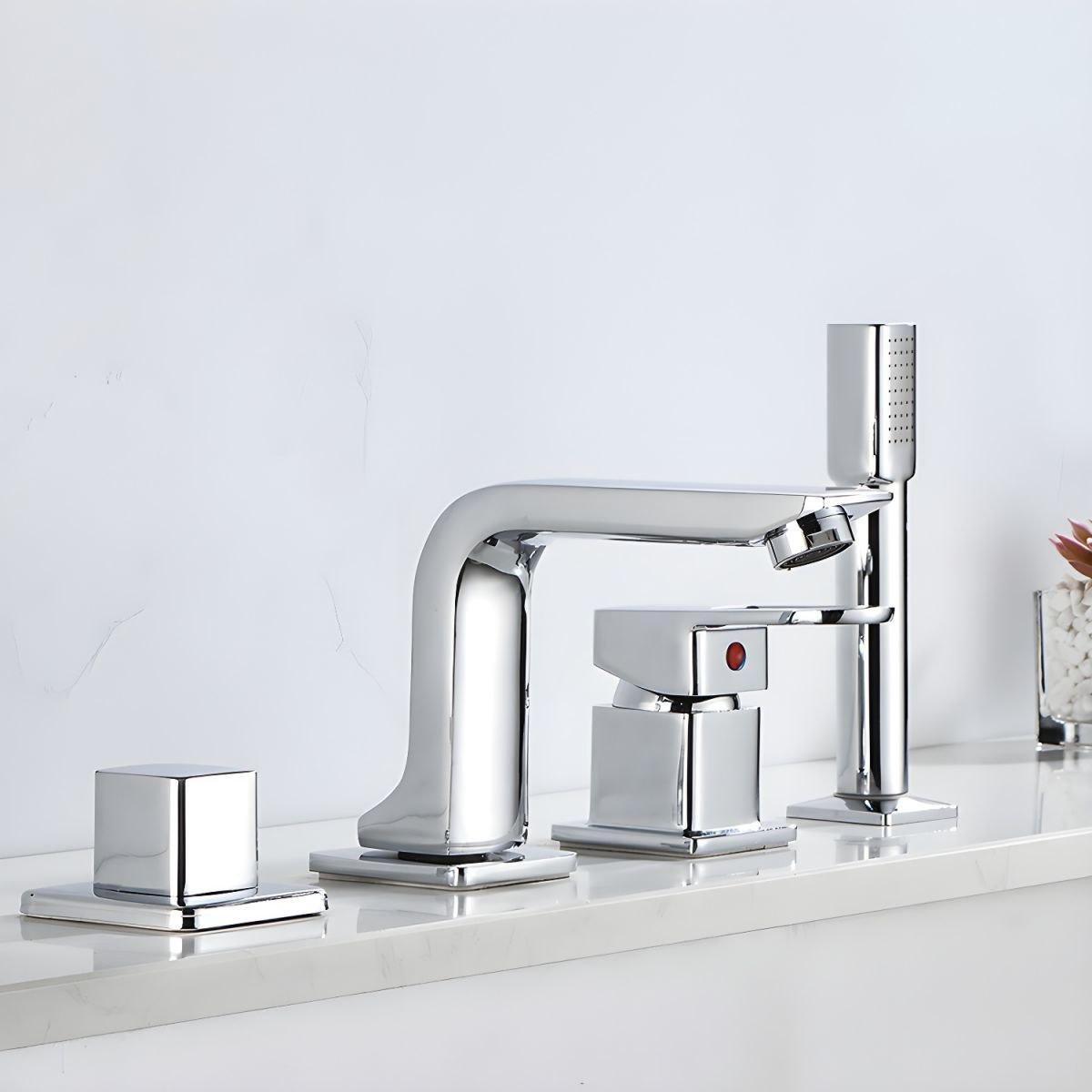 Змішувач на борт ванни з душем і виливом Epelli Mixer Di Bordo Chromo (31767075) Змішувач на борт ванни з душем і виливом Epelli Mixer Di Bordo Chromo (31767075)