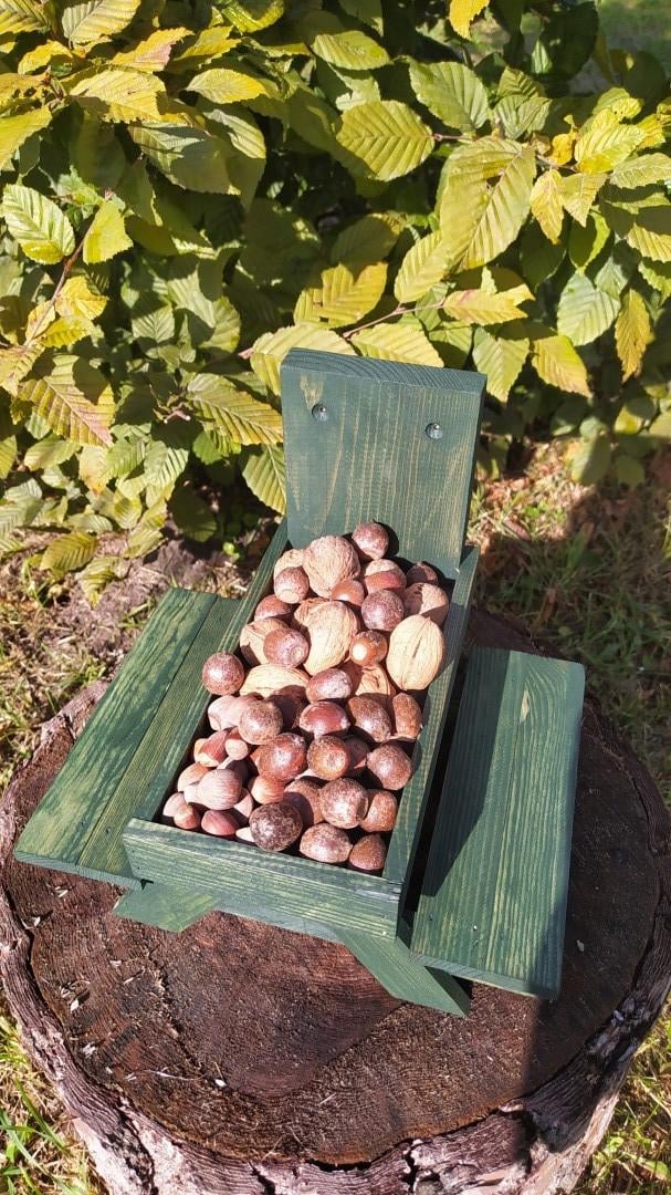 Кормушка для белок Подобед из древесины 27х22х24 см Кормушка для белок Подобед из древесины 27х22х24 см